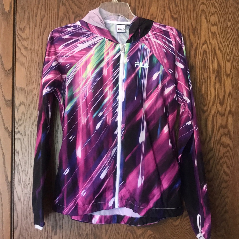 Fila Windbreaker-Sm EUC!